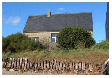 La Conciergerie as seen from the beach
